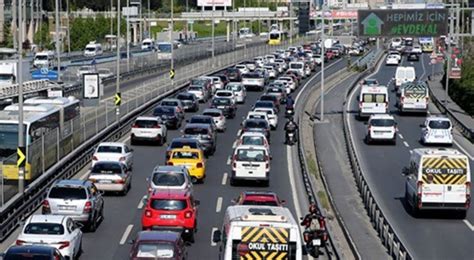 İstanbul'da Büyük Trafik Sıkışıklığı: Alternatif Rotalar